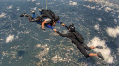 marriage proposal while skydiving